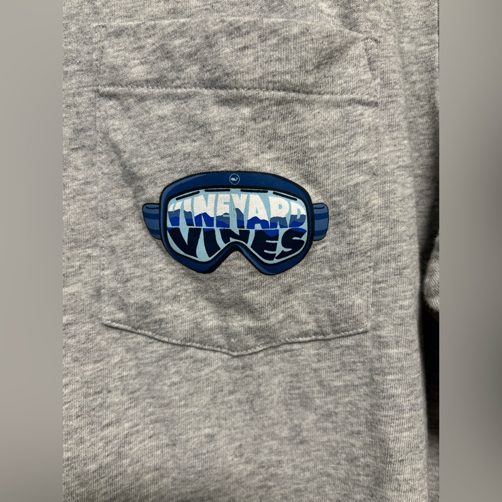 Vineyard Vines Men’s Gray Long Sleeve Pocket Logo T-Shirt Medium - Picture 4 of 6
